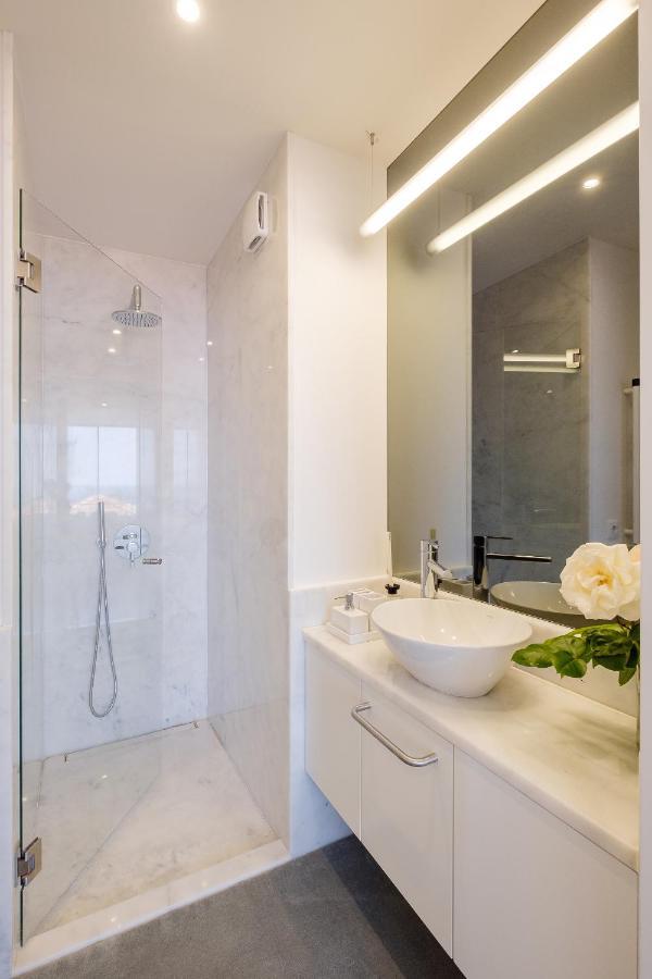 Boutique Rentals- Bliss By The Sea Apt- Ocean Views In Foz Beach Porto Dış mekan fotoğraf